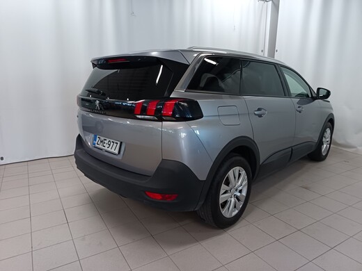 Peugeot 5008 vaihtoauto
