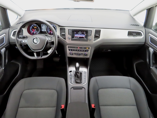 Volkswagen Golf Sportsvan vaihtoauto
