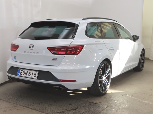 SEAT Leon ST vaihtoauto