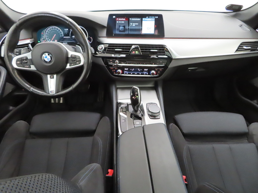 BMW M5 vaihtoauto