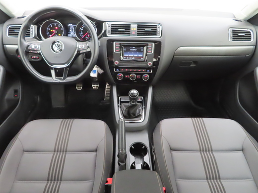 Volkswagen Jetta vaihtoauto