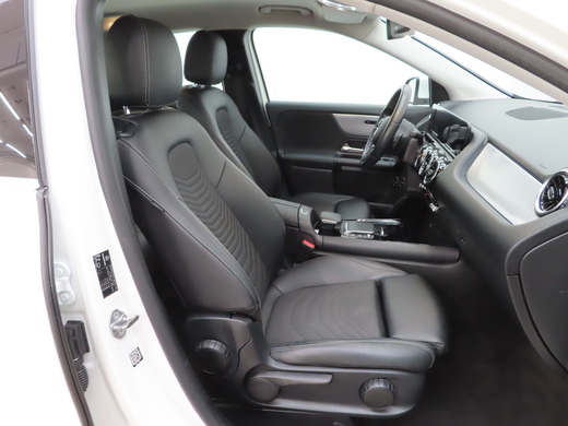 Mercedes-Benz GLA vaihtoauto
