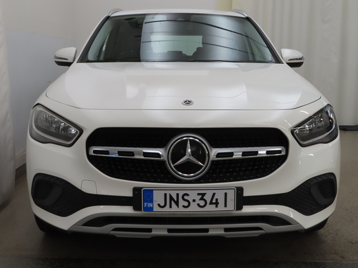 Mercedes-Benz GLA vaihtoauto