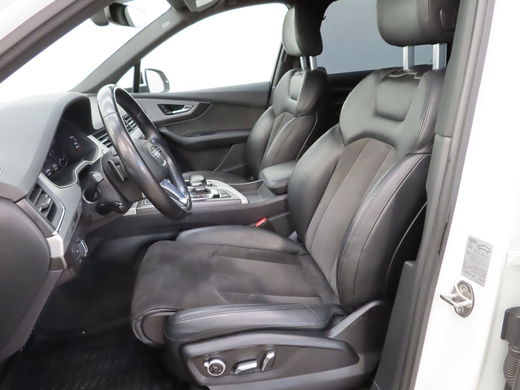 Audi Q7 vaihtoauto