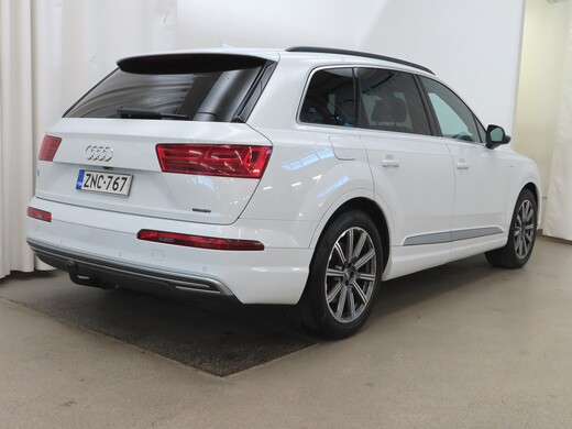 Audi Q7 vaihtoauto
