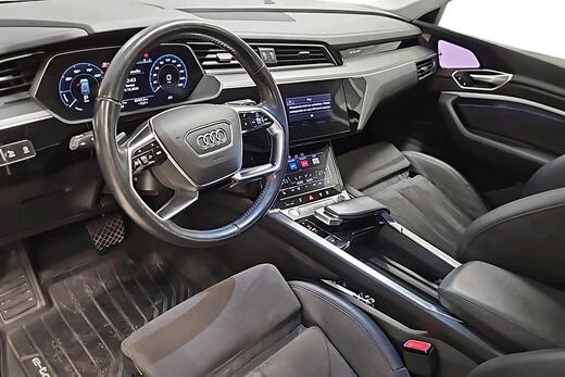 Audi e-tron vaihtoauto