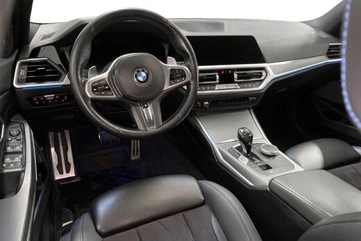 BMW 330 vaihtoauto