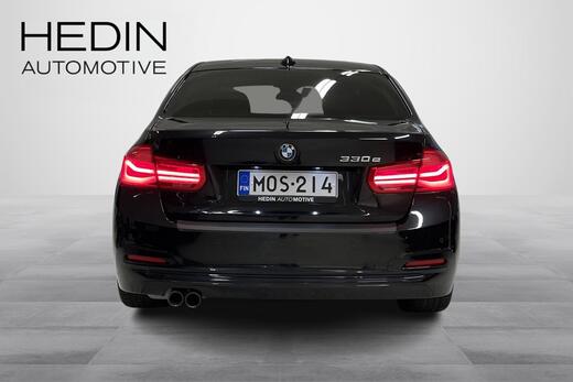 BMW 330 vaihtoauto