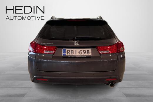 Honda Accord vaihtoauto