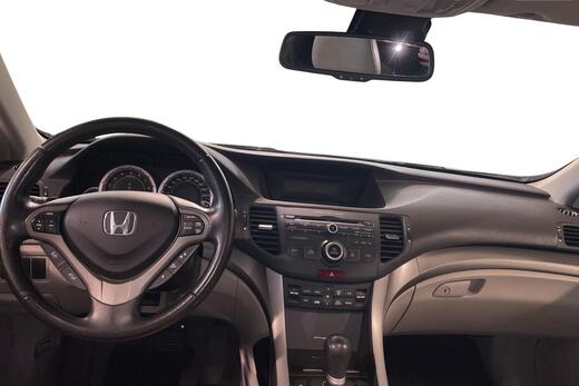 Honda Accord vaihtoauto