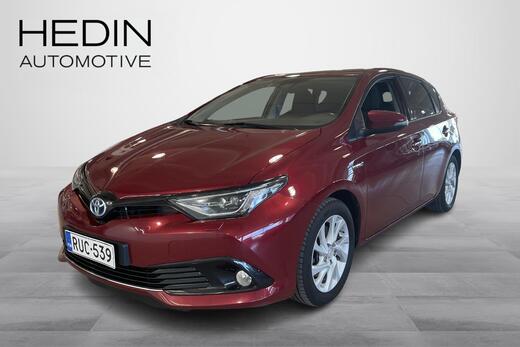 Toyota Auris vaihtoauto