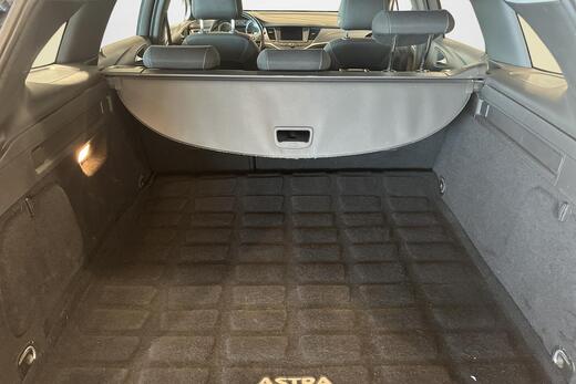 Opel Astra vaihtoauto