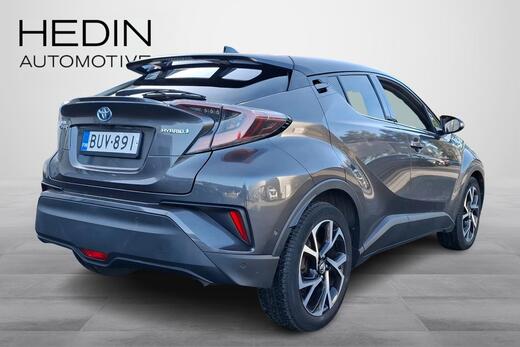 Toyota C-HR vaihtoauto