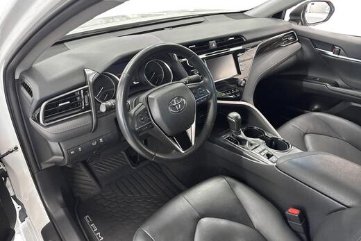 Toyota Camry vaihtoauto