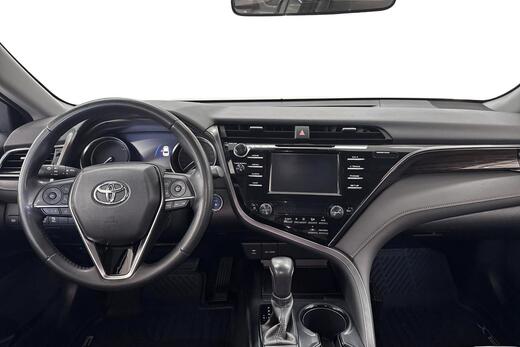 Toyota Camry vaihtoauto