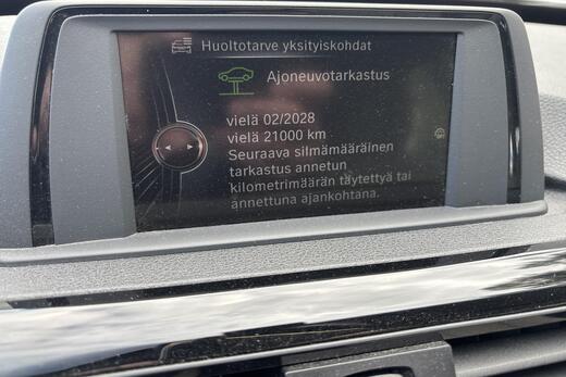 BMW 320 vaihtoauto