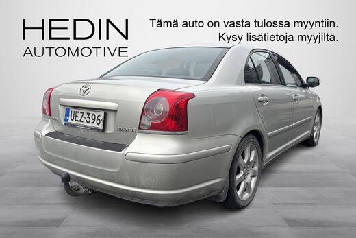 Toyota Avensis vaihtoauto