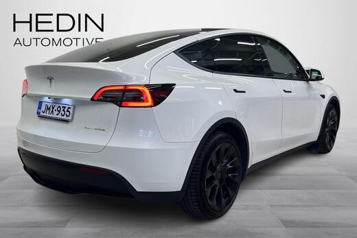 Tesla Model Y vaihtoauto