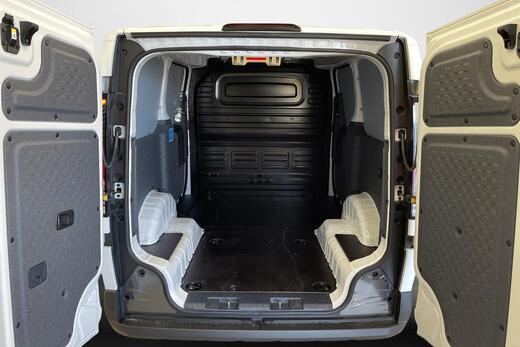 Kia PV5 Cargo vaihtoauto