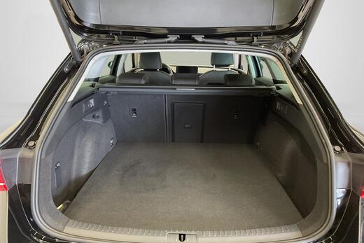 SEAT Leon Sportstourer vaihtoauto