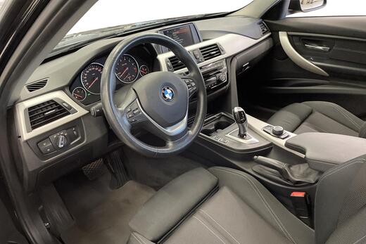 BMW 320 vaihtoauto