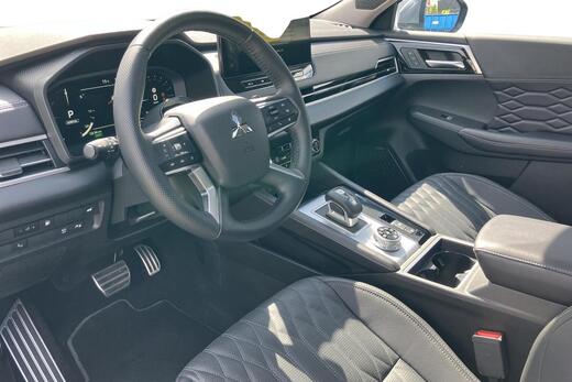 Mitsubishi Outlander vaihtoauto