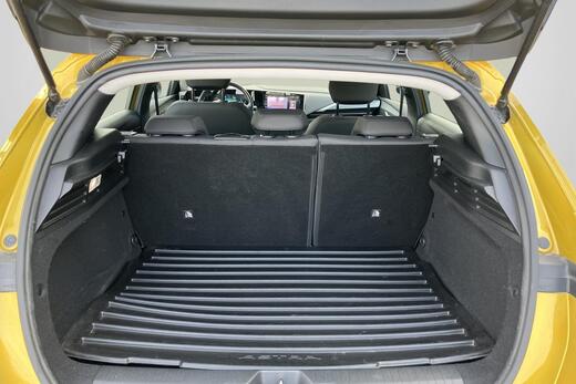 Opel Astra vaihtoauto
