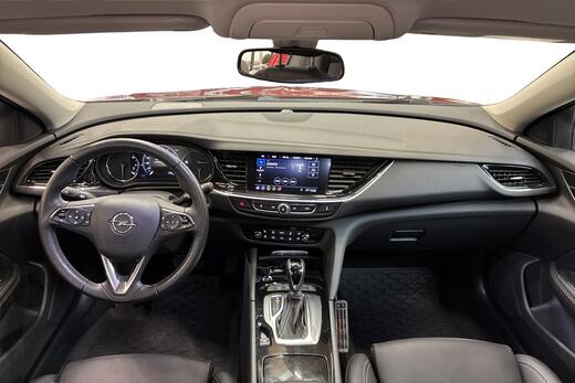 Opel Insignia vaihtoauto