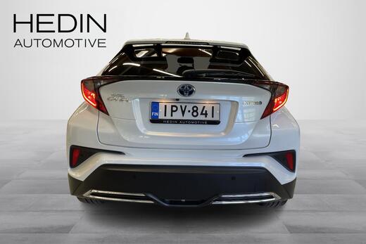 Toyota C-HR vaihtoauto