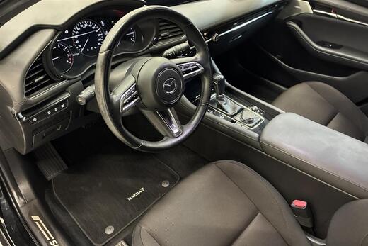 Mazda 3 vaihtoauto