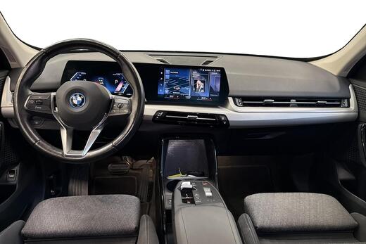 BMW iX1 vaihtoauto