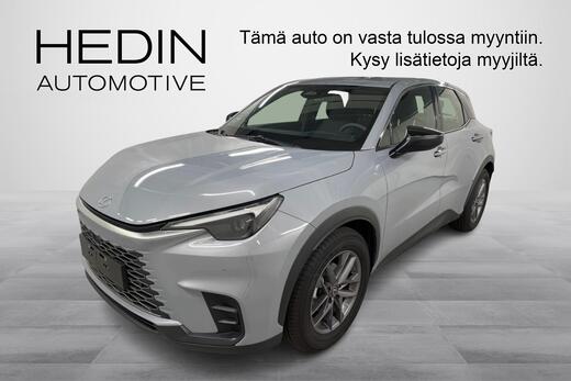 Lexus LBX vaihtoauto