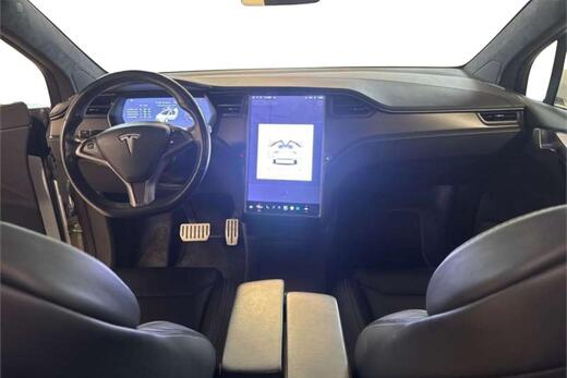 Tesla Model X vaihtoauto