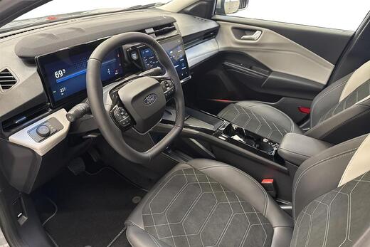 Ford Puma Gen-E vaihtoauto