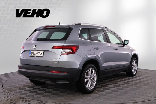 Skoda Karoq vaihtoauto