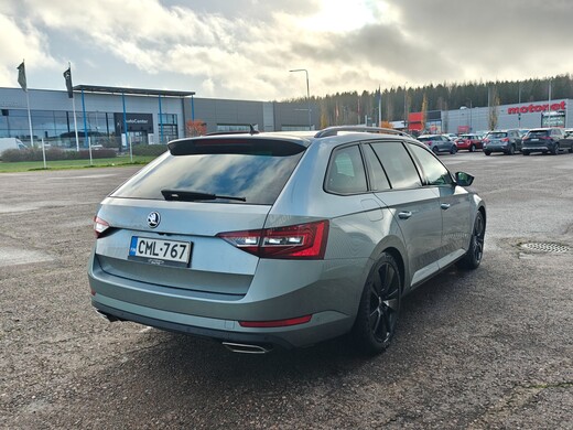 Skoda Superb vaihtoauto