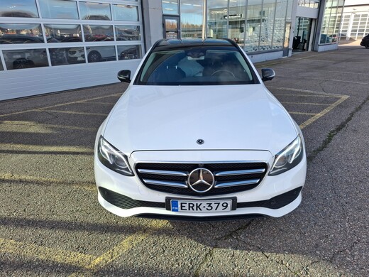 Mercedes-Benz E vaihtoauto