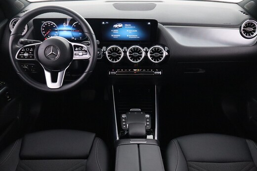 Mercedes-Benz EQA vaihtoauto