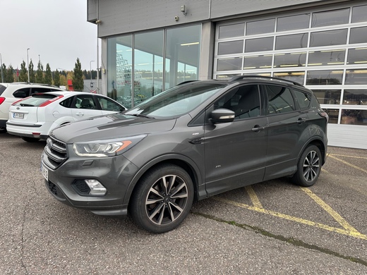 Ford Kuga vaihtoauto