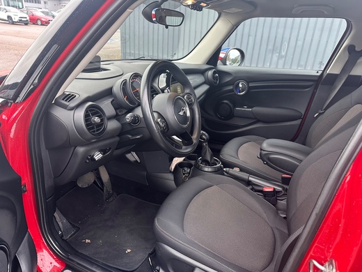 Mini Hatchback vaihtoauto
