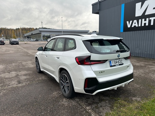 BMW iX1 vaihtoauto