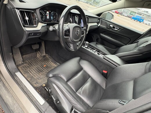 Volvo V60 Cross Country vaihtoauto