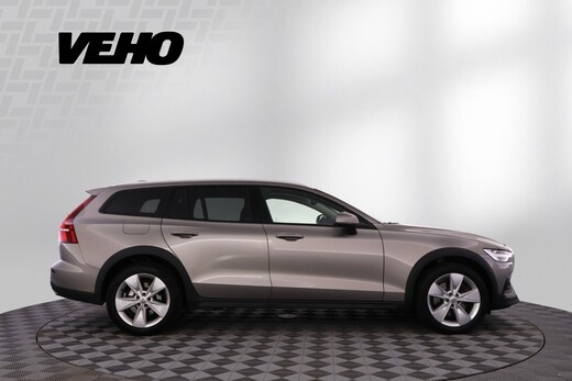 Volvo V60 Cross Country vaihtoauto