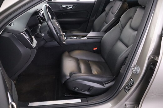 Volvo V60 Cross Country vaihtoauto