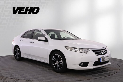 Honda Accord vaihtoauto