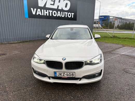 BMW 320 vaihtoauto