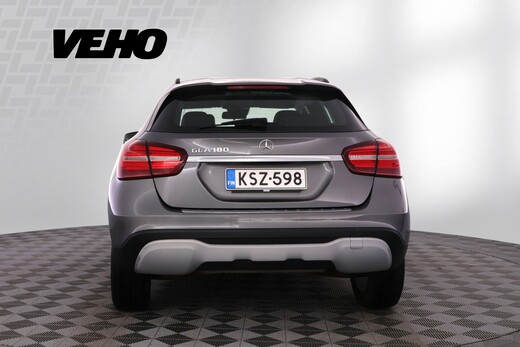 Mercedes-Benz GLA vaihtoauto
