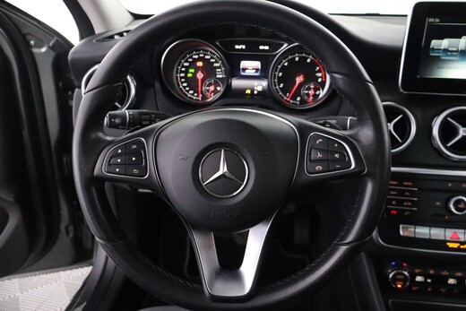 Mercedes-Benz GLA vaihtoauto