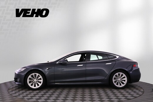 Tesla Model S vaihtoauto