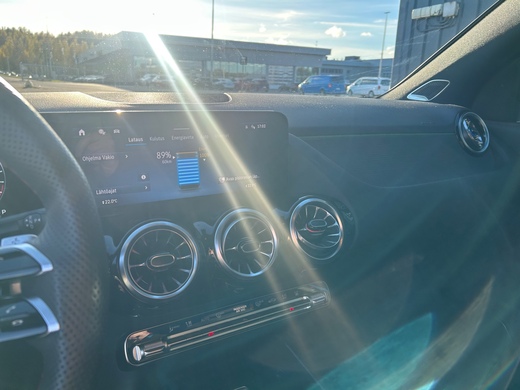Mercedes-Benz GLA vaihtoauto